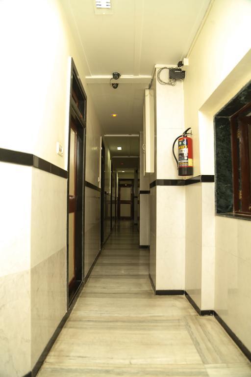 Traveller'S Inn Hotel - Fort Mumbai Ngoại thất bức ảnh